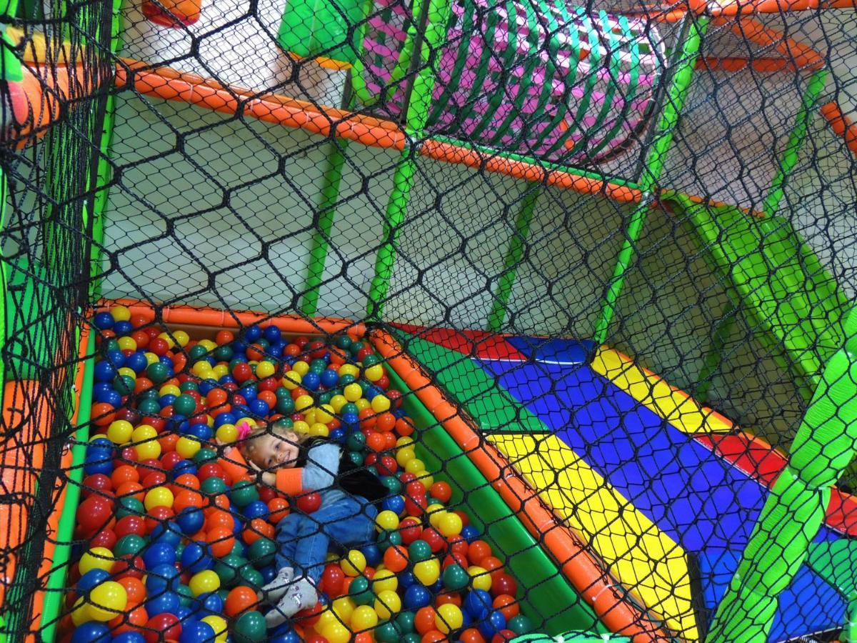 Hotel Recanto Dos Dinossauros Penha  Kültér fotó